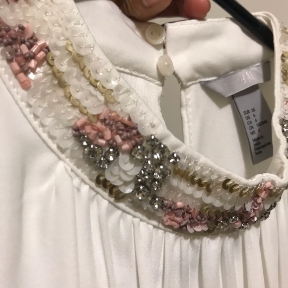 White dress - Picture 4 of 5